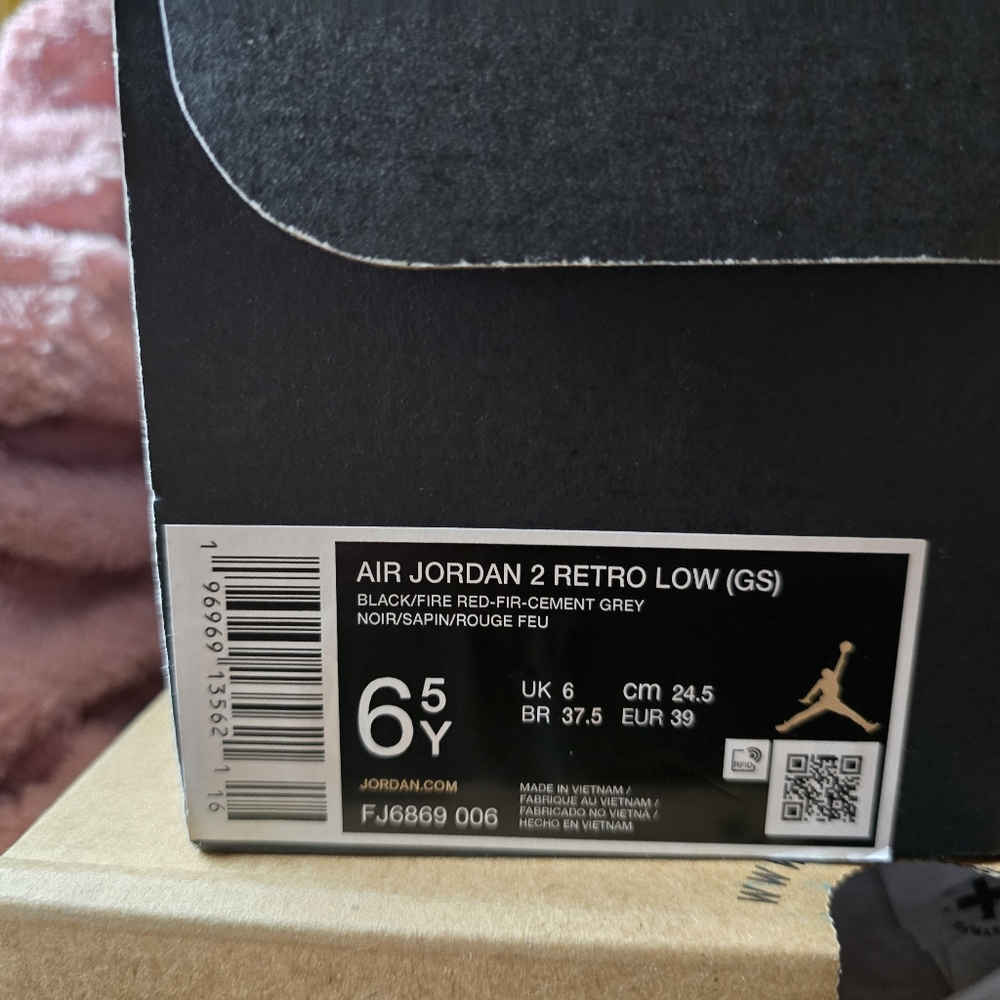 AIR JORDAN 2 RETRO LOW (GS) - Picture 9 of 9